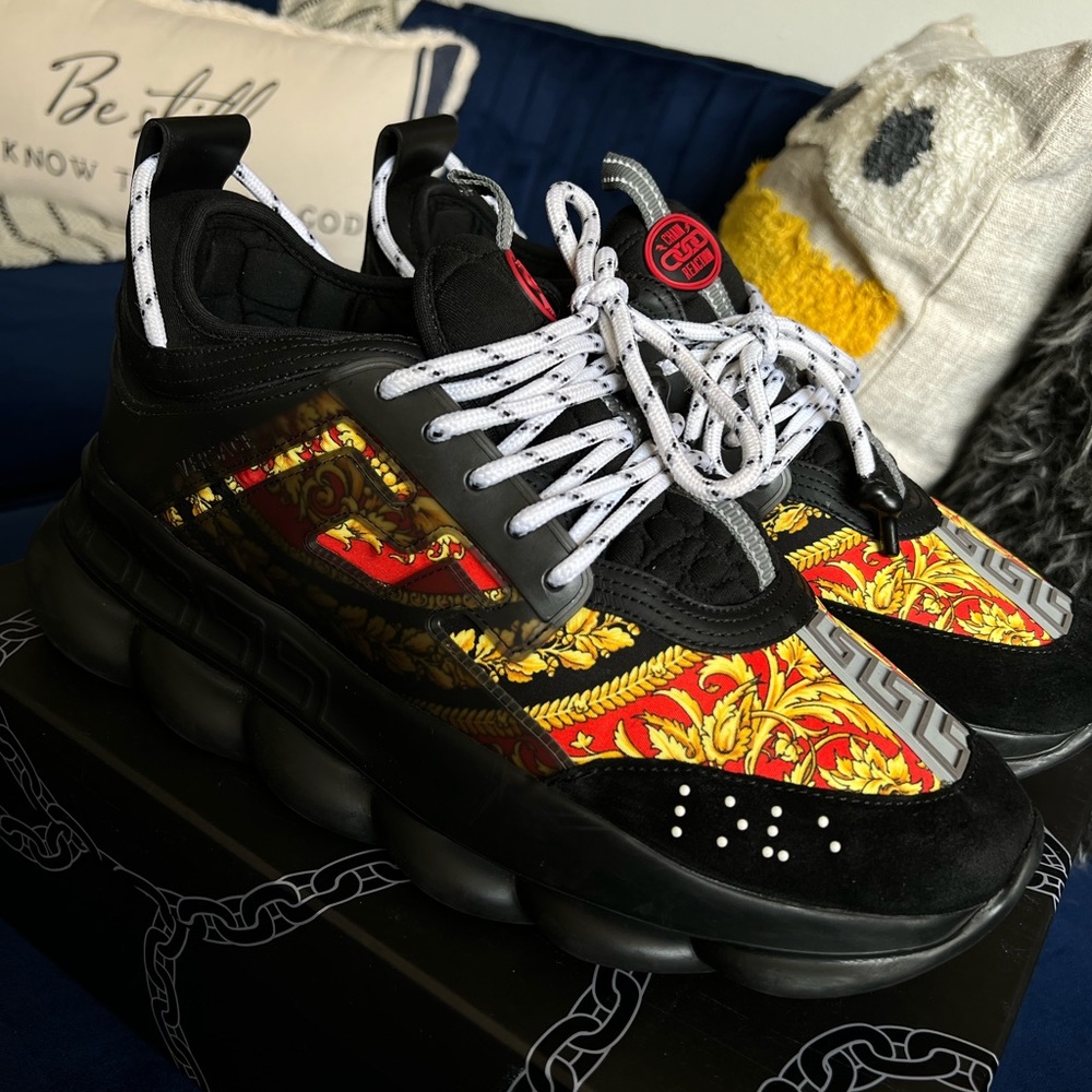 CHAIN REACTION SNEAKERS